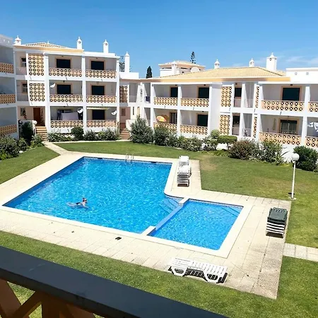 C Dreams - Comfortable And Luminous Apartment
