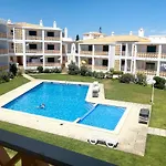 C Dreams - Comfortable And Luminous Apartament